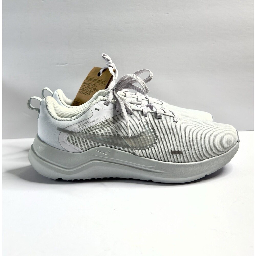 Women's Size 10 Nike Downshifter 12 White/Metallic Silver Colorway  Shoes NEW